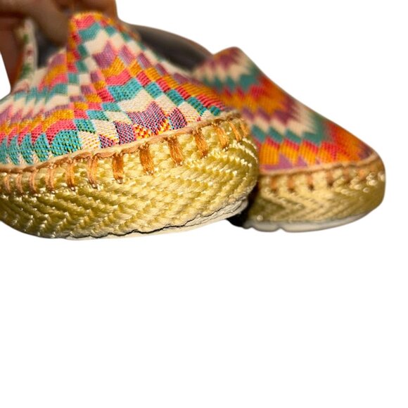Classic Spanish Rainbow chevron Espadrilles slip on lighweight shoes 40 … - Picture 4 of 7